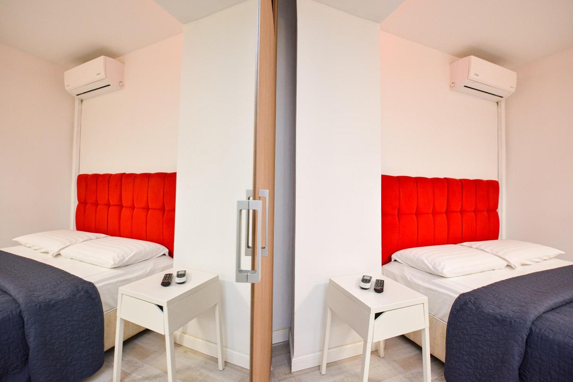 Ideal Accommodation Old Town Bucarest Esterno foto