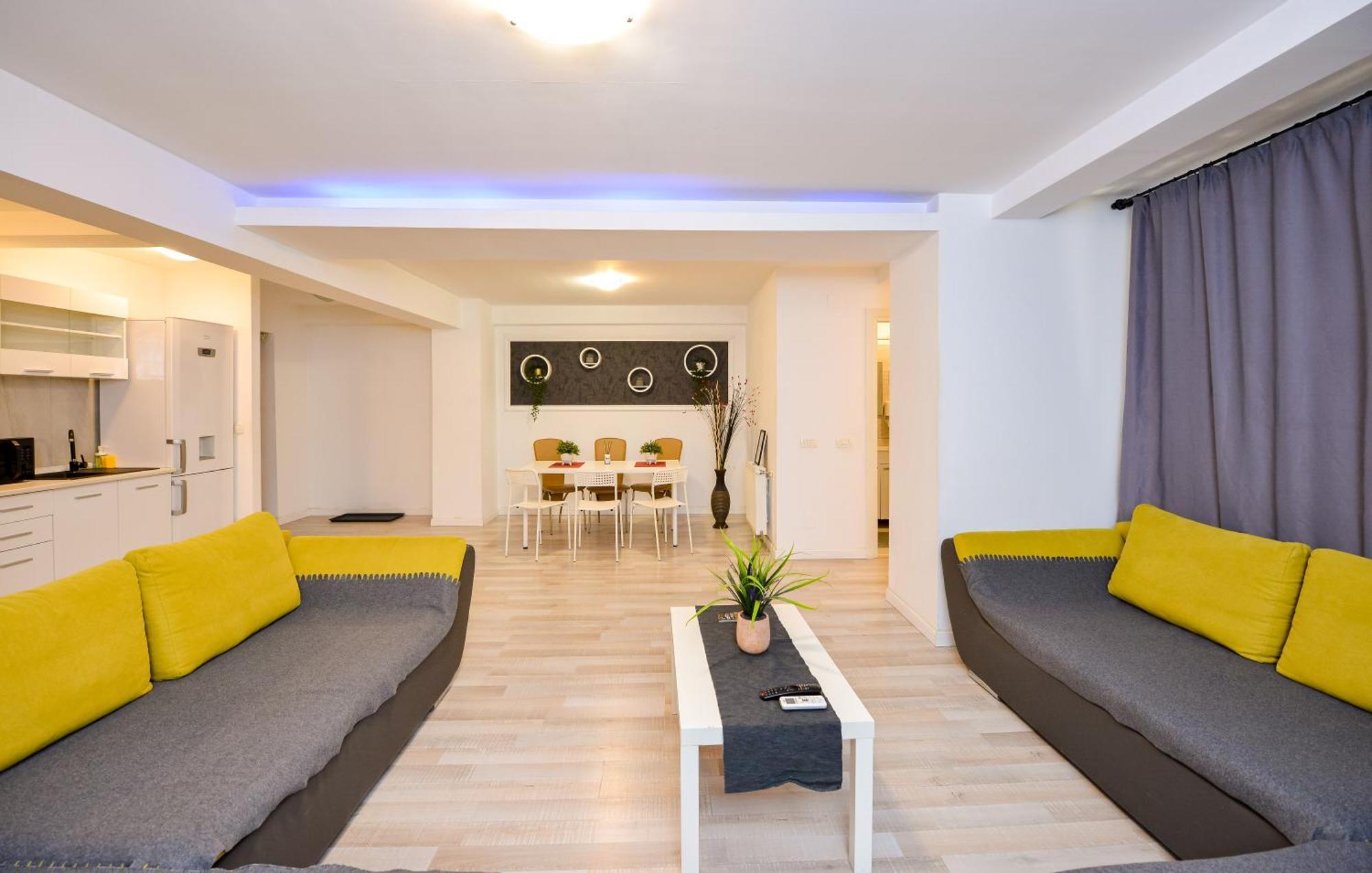 Ideal Accommodation Old Town Bucarest Esterno foto